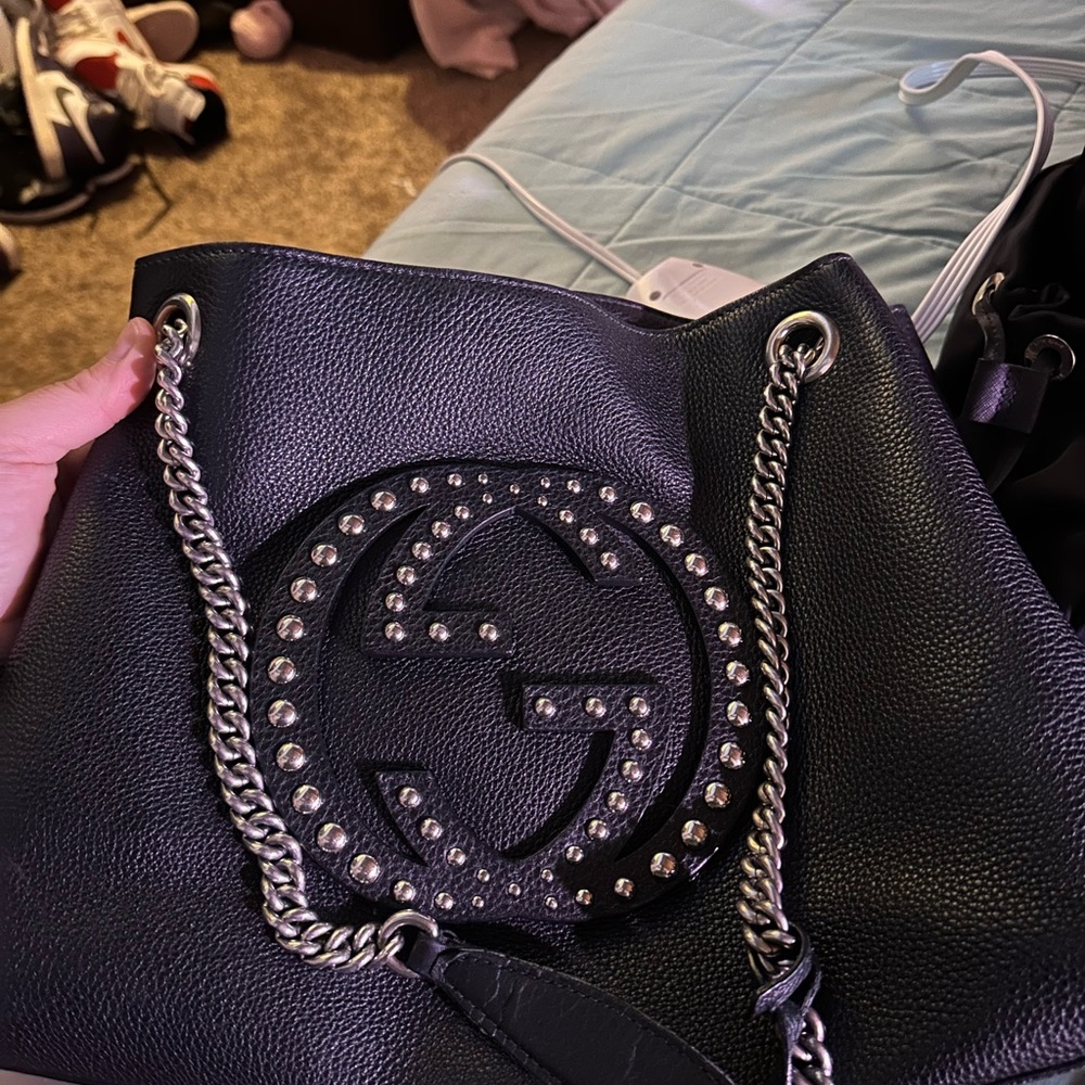 Authentic Leather Gucci Bag with silver hardware and chain